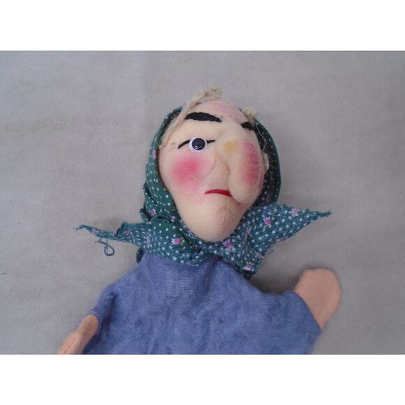 VINTAGE KERSA WITCH HAND PUPPET Old Woman Lady Fabric Doll Felt - Picture 2 of 4